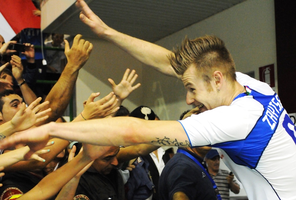 In volo verso casa con il bronzo dell’Italvolley alla Grand Champions Cup In volo verso casa con il bronzo dell’Italvolley alla Grand Champions Cup