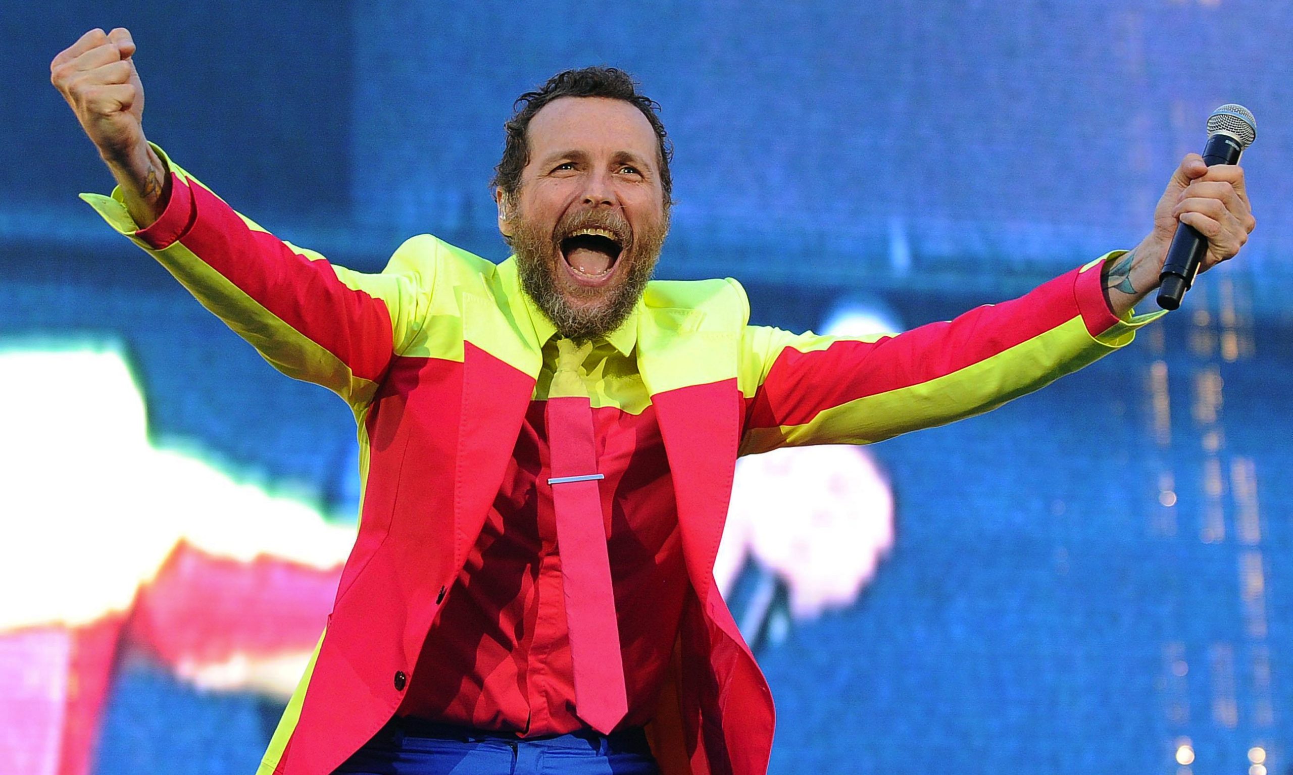 I 40 cantanti italiani più amati su Twitter nel 2013. Jovanotti trionfa, Emma e Mengoni in top 10