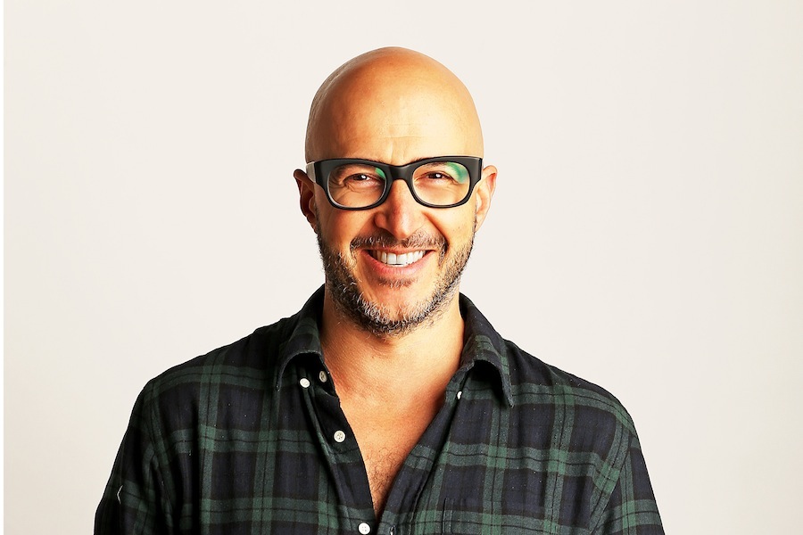 Saturnino: “Guerrieri, il mio viaggio tra gli italiani che non si arrendono” Saturnino: “Guerrieri, il mio viaggio tra gli italiani che non si arrendono”