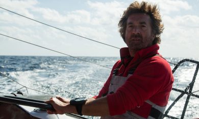 In solitario, il giro del mondo in barca a vela di François Cluzet – Video