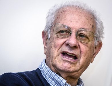Berlinguer: “Noi del Pd, sperimentatori pasticcioni”