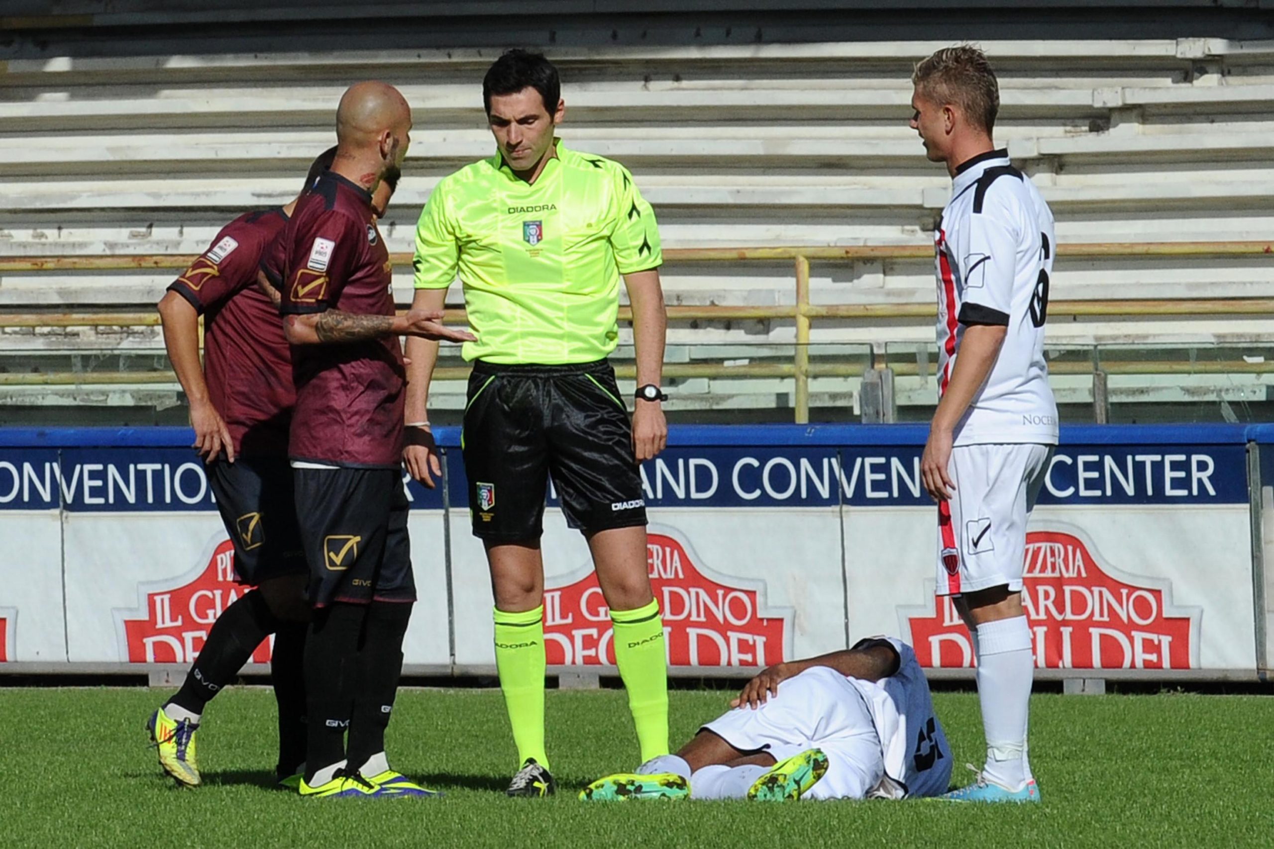Ma a Nocera è giusto fare calcio? Ma a Nocera è giusto fare calcio?