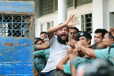 152 condanne a morte in Bangladesh e altre foto del giorno, 5.11.2013