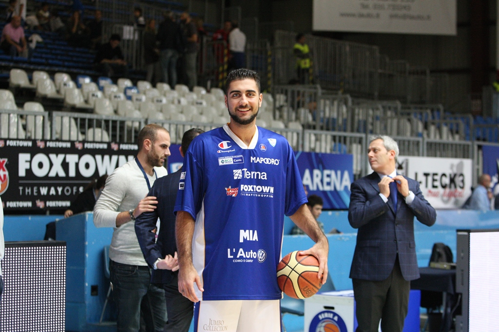 Faccio il tifo, ma non mi basta! Faccio il tifo, ma non mi basta!