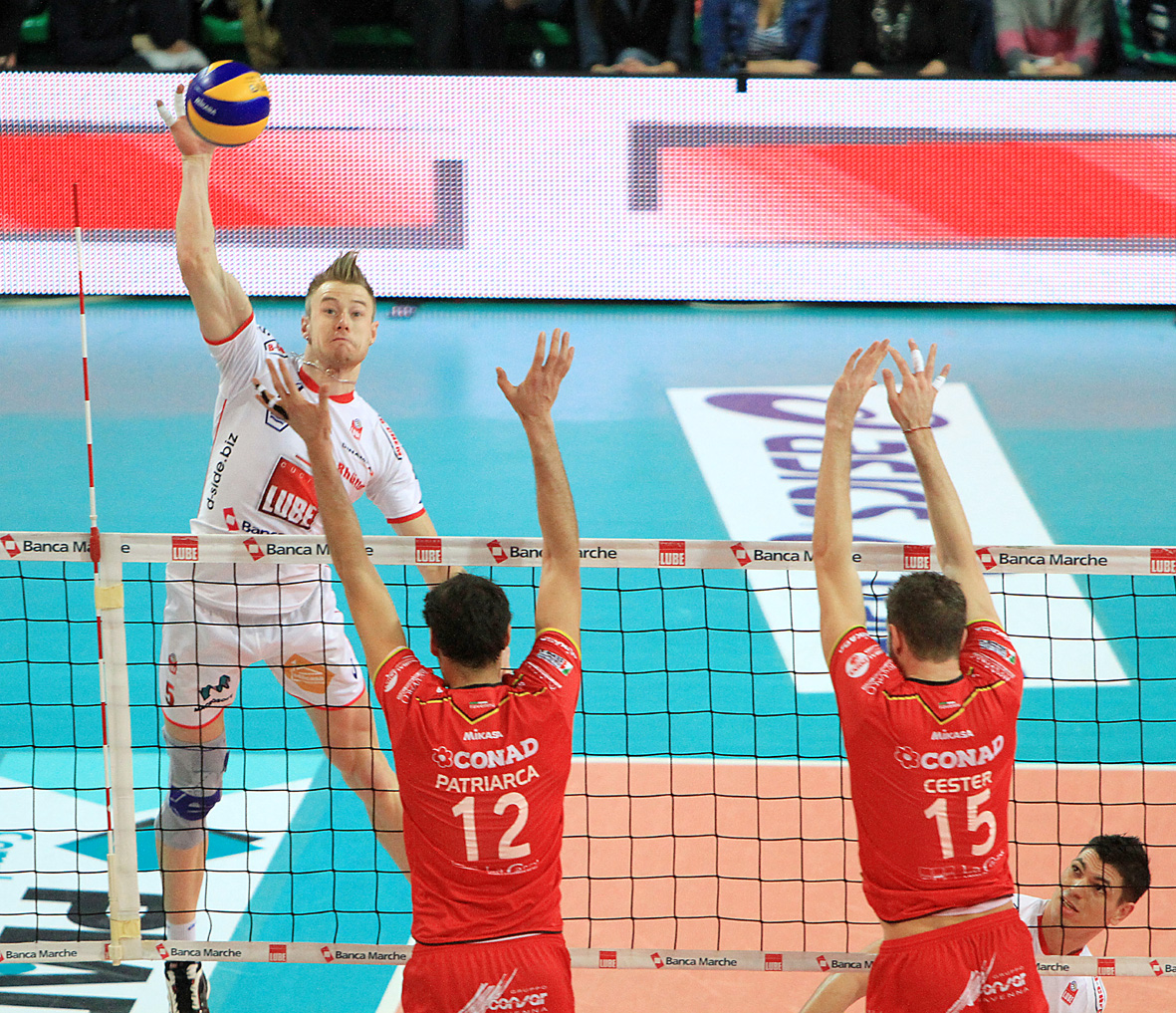 Contro Ravenna la Lube chiude l’anno in bellezza Contro Ravenna la Lube chiude l’anno in bellezza