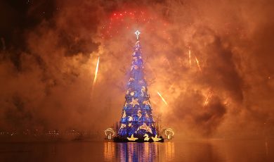 L’albero di Natale galleggiante di Rio de Janeiro