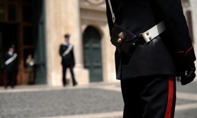 Via la scorta a Ultimo anche se Riina minaccia