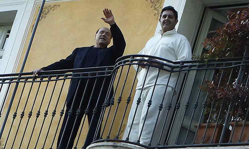 Toti: Un governo di scopo Renzi-Berlusconi