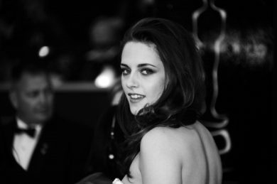 Kristen Stewart: “Sogno la mia testa rasata e tatuata”