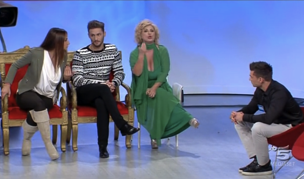 Uomini e Donne 2014. Scoppia la crisi tra Anna Munafò ed Emanuele Uomini e Donne 2014. Scoppia la crisi tra Anna Munafò ed Emanuele