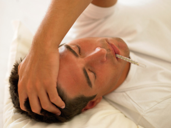 L’influenza ti fa soffrire? Colpa del testosterone L’influenza ti fa soffrire? Colpa del testosterone