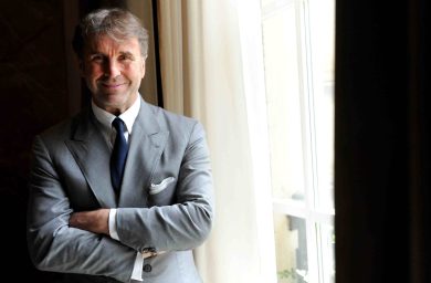 Brunello Cucinelli: dal cachemire all’abito maschile per far crescere il business