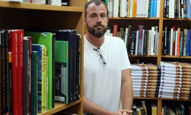 James Frey al lavoro su una trilogia alla ‘Hunger Games’