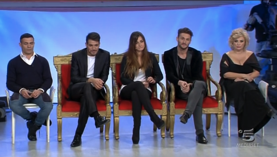 Uomini e Donne 2014. Aldo bacia Alessia e Irene, la Munafò punta su Marco Uomini e Donne 2014. Aldo bacia Alessia e Irene, la Munafò punta su Marco