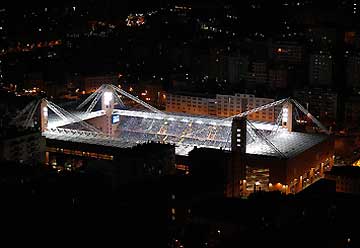 Derby alle 12,30? E noi quando beviamo?