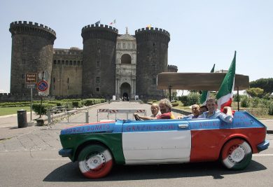 A few tips to understand Naples