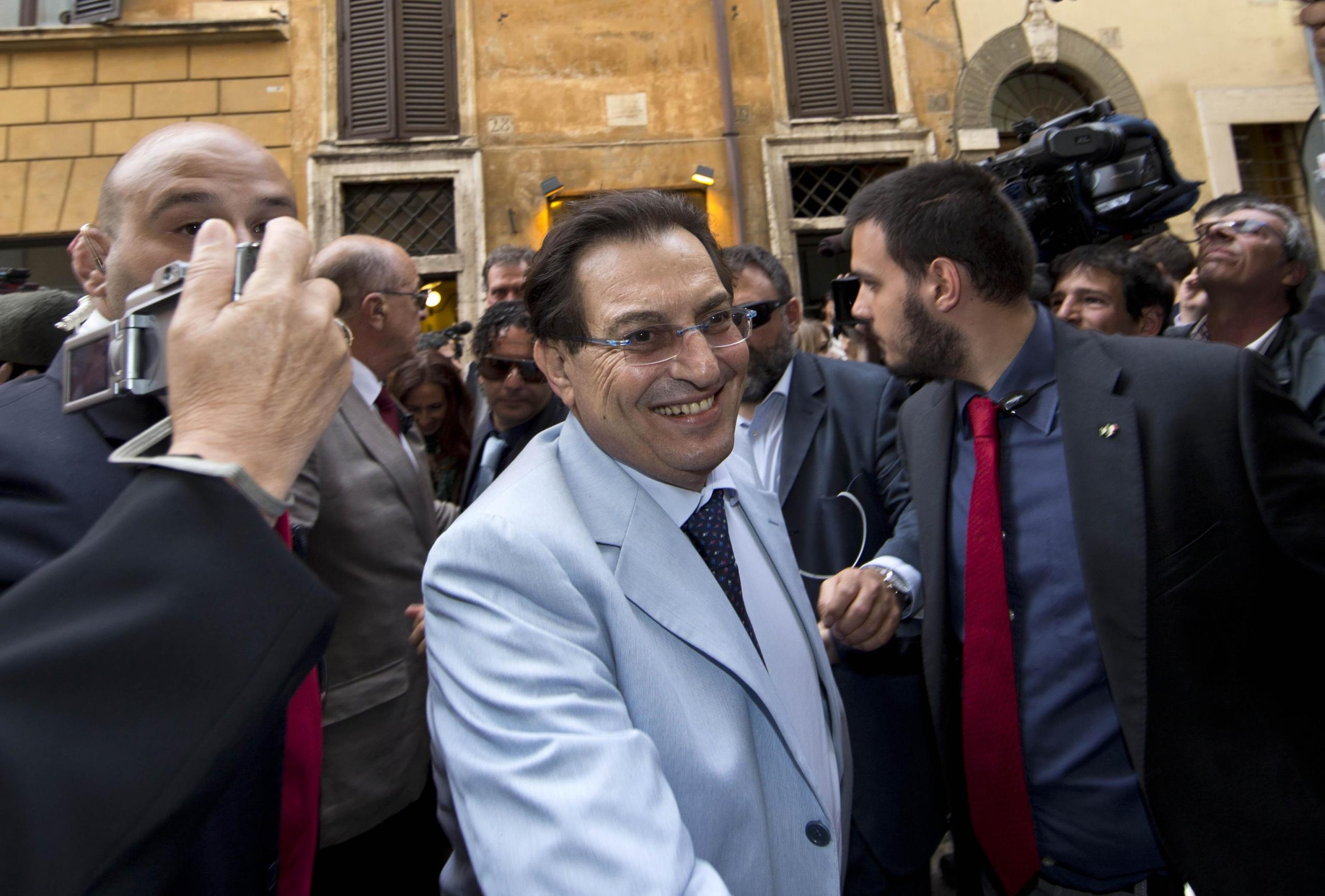 La Sicilia, la Regione immutabile degli spreconi La Sicilia, la Regione immutabile degli spreconi