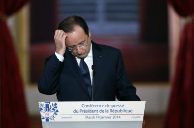 Caso Hollande, i parlamentari italiani: “Traditori noi? Ma non ci si riesce più”