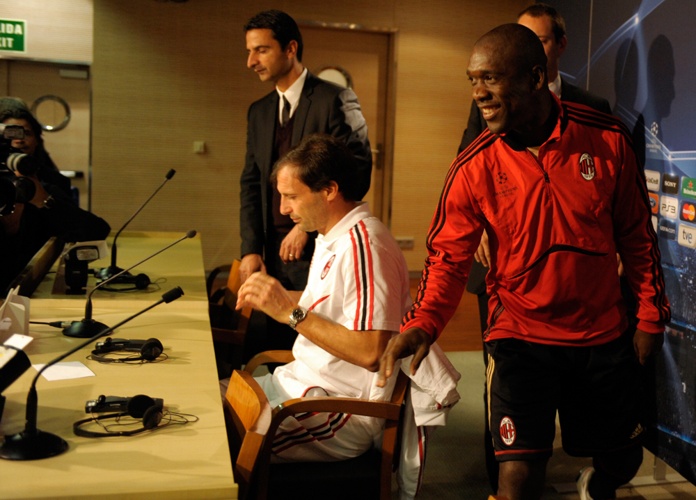 Addio Allegri, il nuovo Milan parte da Seedorf Addio Allegri, il nuovo Milan parte da Seedorf