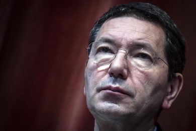 ‘Marino, invece del salva Roma vendi le partecipate’