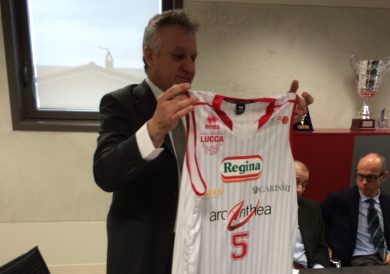 Lucca trova il super-sponsor e… si ritira