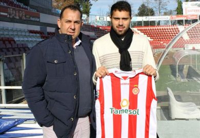 Pascual: il calciatore ingaggiato tramite i social network