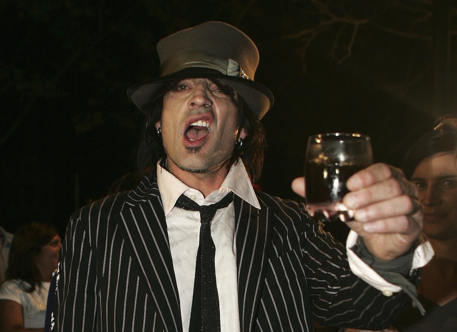 Tommy Lee si sposa: dopo Pamela Anderson arriva Sofia Toufa Tommy Lee si sposa: dopo Pamela Anderson arriva Sofia Toufa