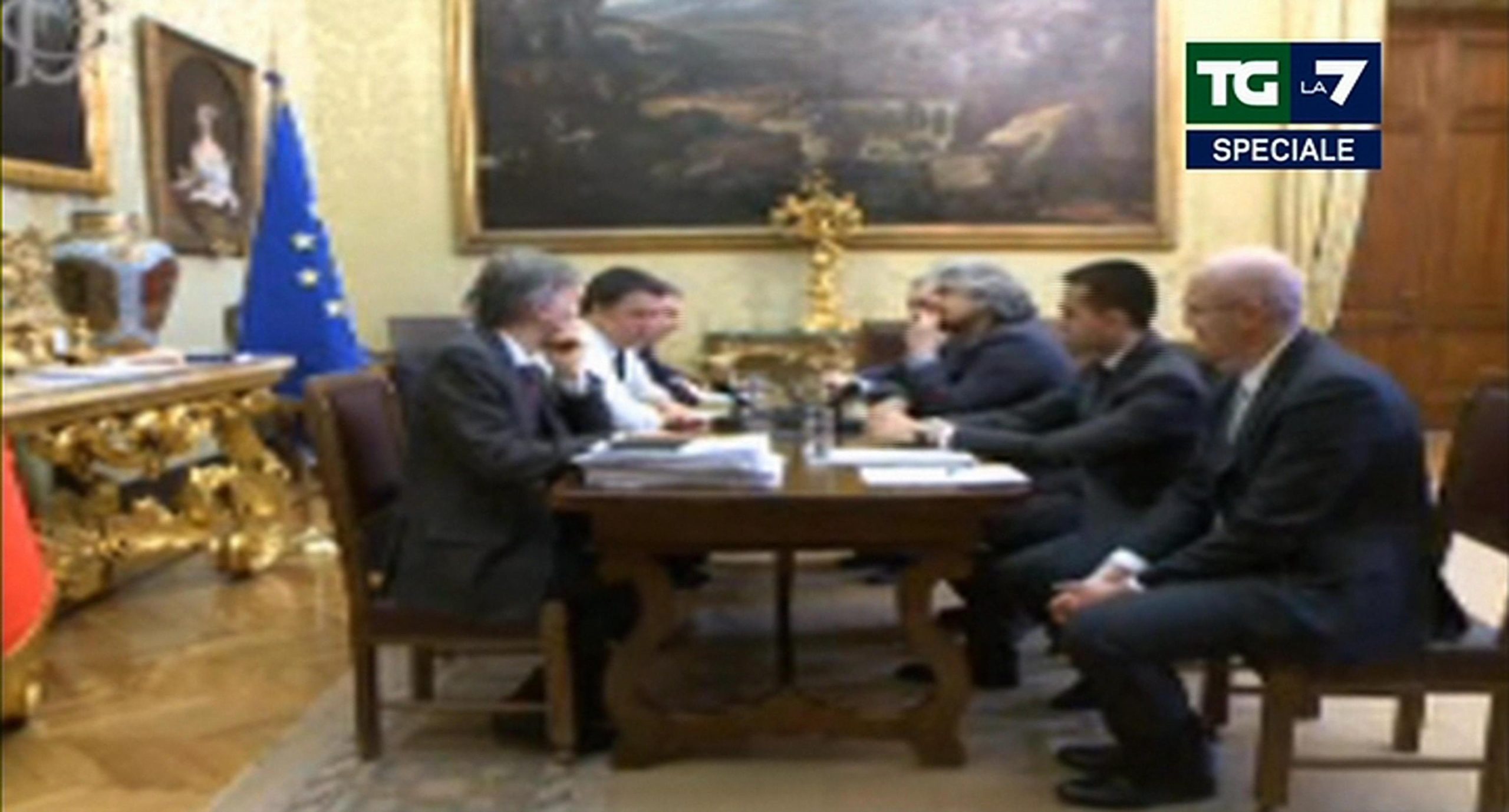 Ecco perché Grillo ha mandato Renzi al tappeto Ecco perché Grillo ha mandato Renzi al tappeto