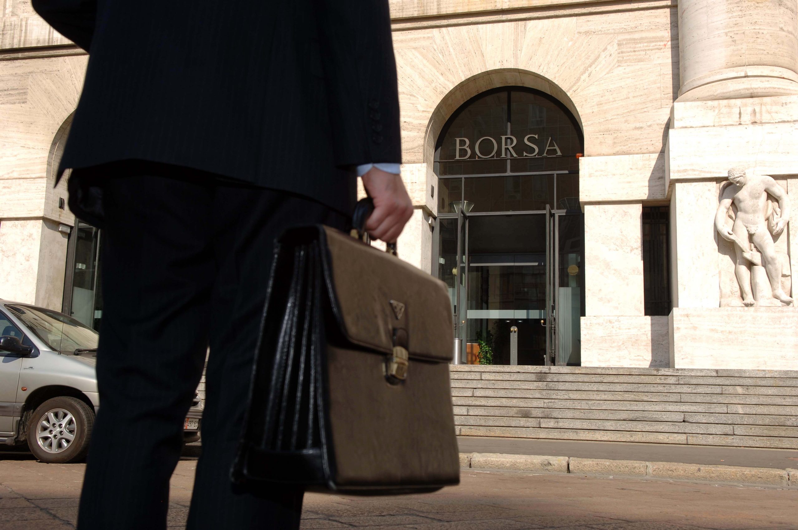 Finanza: i cinque lavori più richiesti e pagati nel 2014