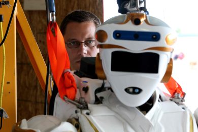 Lavoro: le dieci professioni che i robot ci vogliono rubare