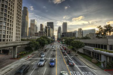 Le auto del futuro parleranno tra loro, eliminando incidenti e traffico