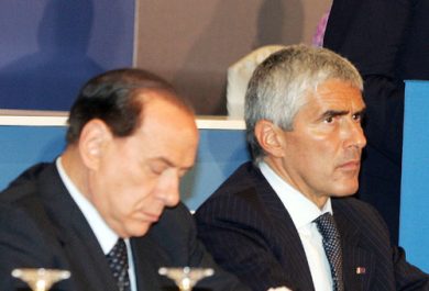 Sondaggio: il centrodestra allunga sul centrosinistra