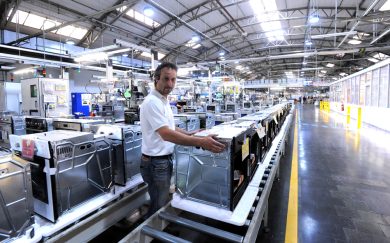 Whirlpool a Varese inforna la ripresa