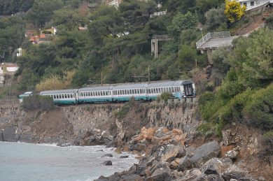 Maltempo: la mappa delle ferrovie a rischio frane
