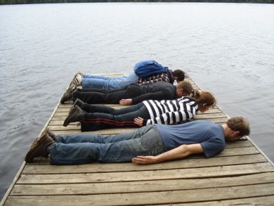 Dal planking al whaling, fenomenologia delle foto virali