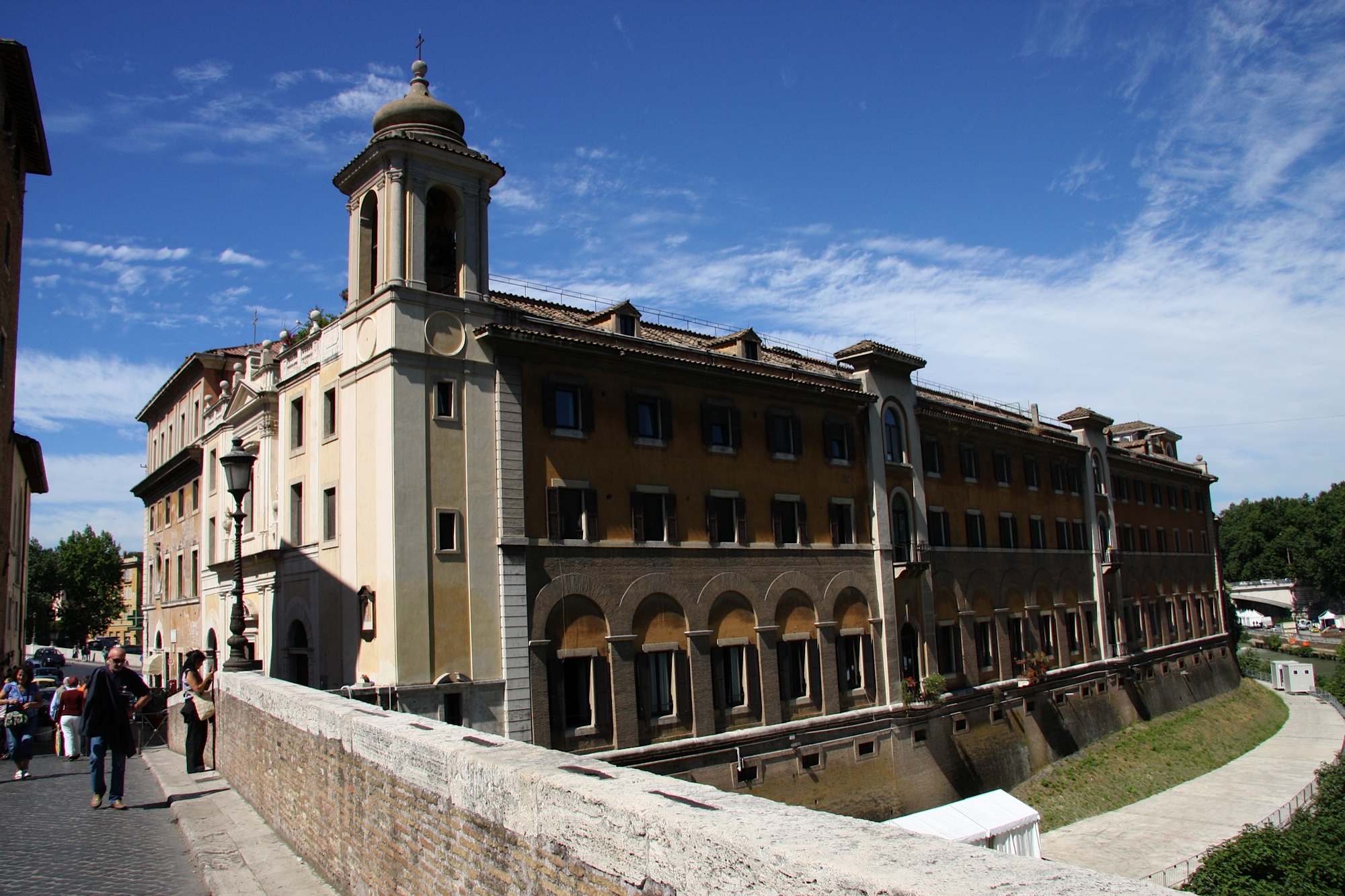 Fatebenefratelli, l’ospedale romano risponde alle accuse Fatebenefratelli, l’ospedale romano risponde alle accuse