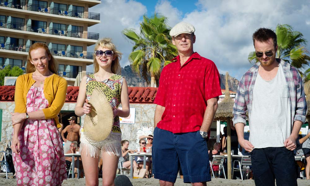 Non buttiamoci giù, il film con Pierce Brosnan: 5 cose da sapere