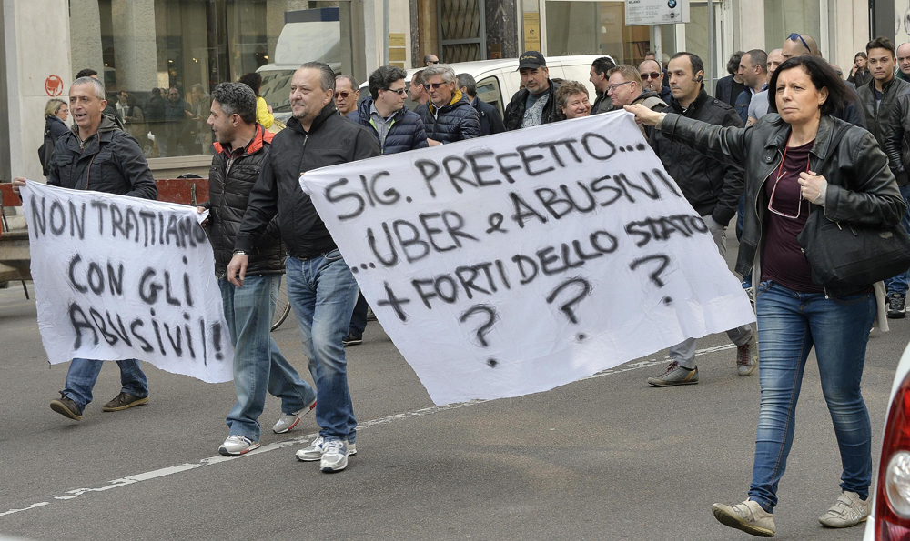 Tassisti contro Uber: le ragioni dello scontro