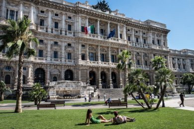 Cassazione: niente carcere ai giornalisti per diffamazione