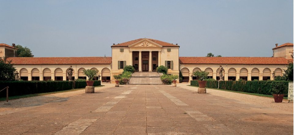 Banche venete, tra sofferenze e commissariamenti va in crisi il modello Nordest Banche venete, tra sofferenze e commissariamenti va in crisi il modello Nordest