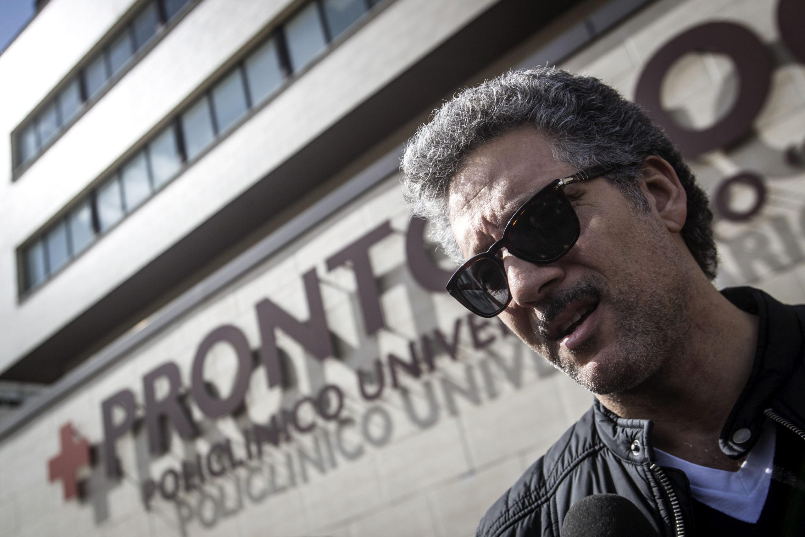 Fiorello chiama la vittima dell’incidente: “Ti chiedo perdono”