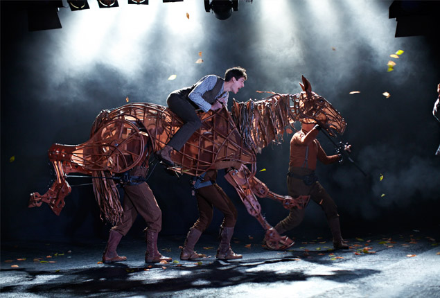 War Horse, dal National Theatre di Londra al cinema – Trailer War Horse, dal National Theatre di Londra al cinema – Trailer