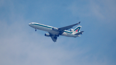 Ecco quando comprare un biglietto aereo costa meno