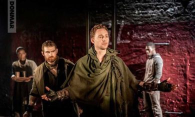 Tom Hiddleston diventa Coriolanus e dal teatro arriva al cinema – Il trailer