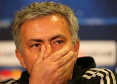 Polemiche, insulti, accuse: Mourinho nel ciclone