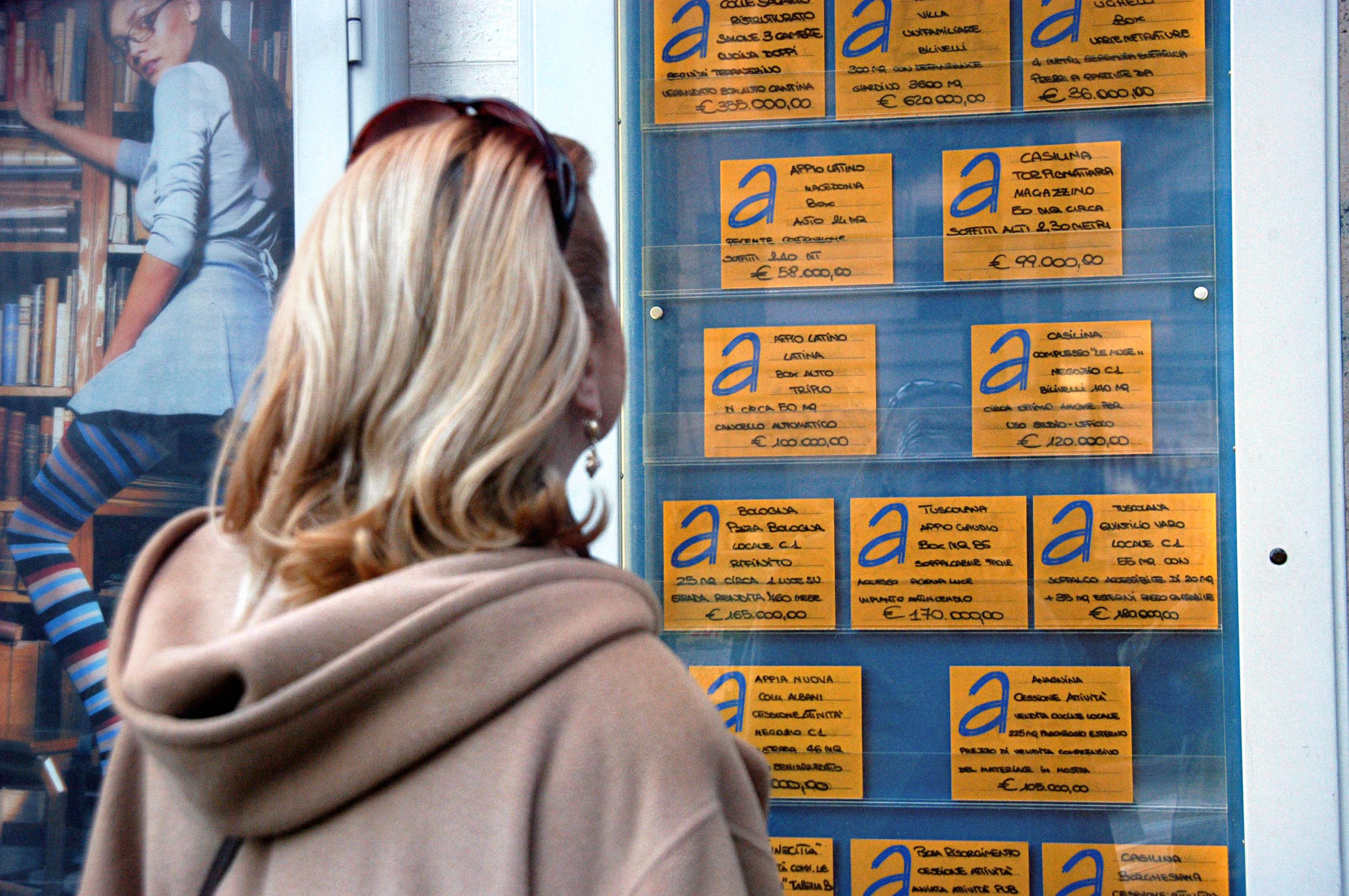 Casa: perché i prezzi continuano a scendere Casa: perché i prezzi continuano a scendere