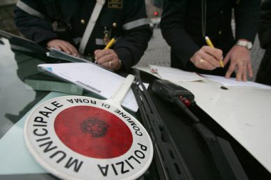 272 nuovi vigili da scrivania: beffa al comune di Roma