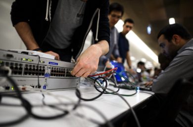 L’Iran spiava USA, Regno Unito e Israele grazie ai social