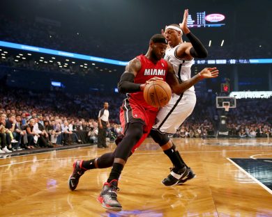 Playoff Nba: 49 punti per LeBron James a Brooklyn