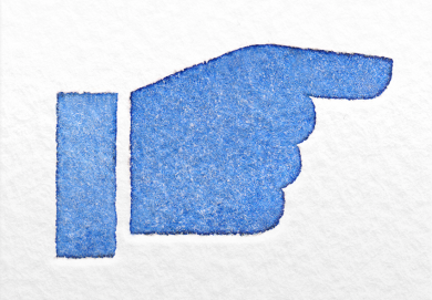 Facebook, le app Poke e Camera vanno in pensione